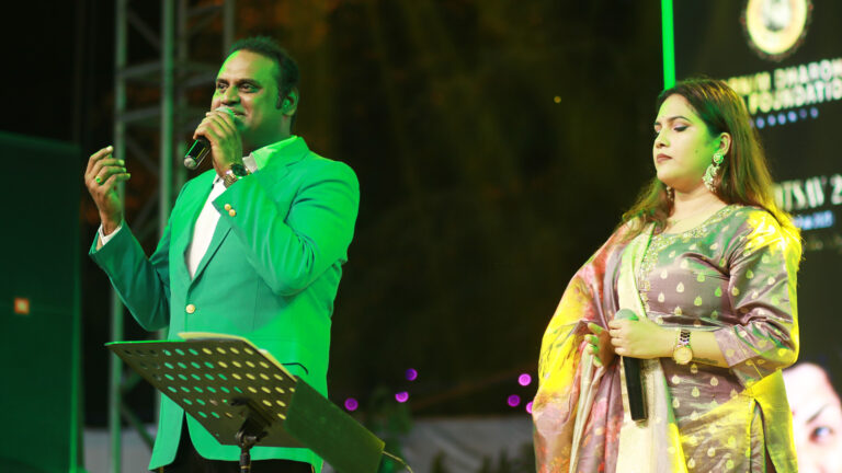 Renowned International artists Shri Prasanna Rao and Arya Purohit
