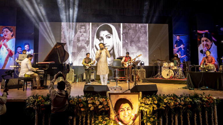 Sourendro & Soumyojit is an Indian Pianist - Vocalist